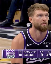  詹姆斯里程碑之夜湖人加时险胜勇士延续德比辉煌