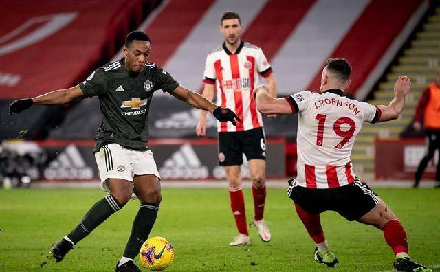  伯恩利保级关键战，主场顽强逼平埃弗顿保留希望  