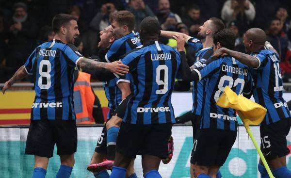  国际米兰主场力克劲旅，意甲榜首争夺白热化